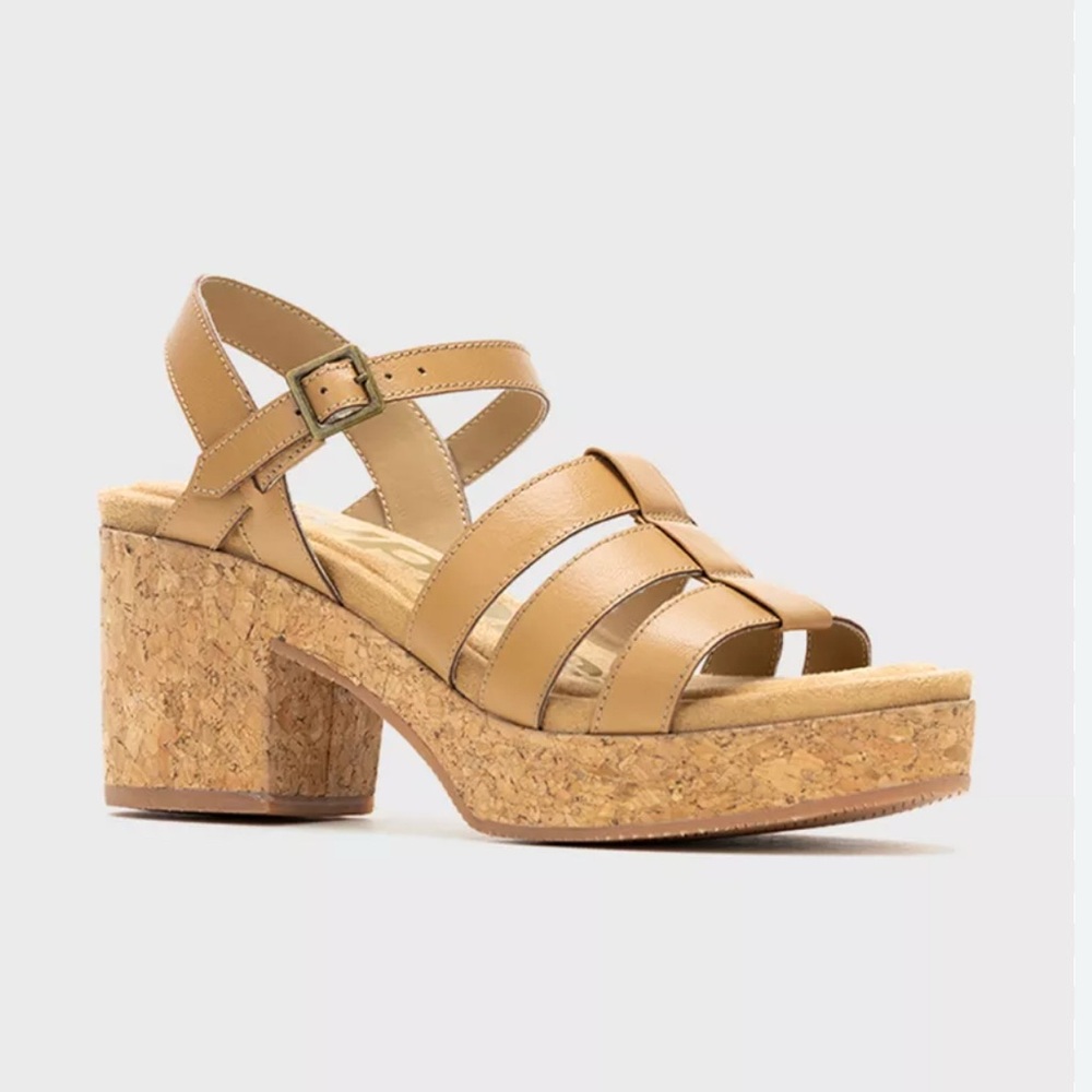 Hush Puppies Tan Leather Block Heel Sandals EUC
